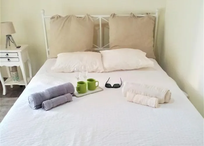 Melina Garitsa Corfu Town 公寓